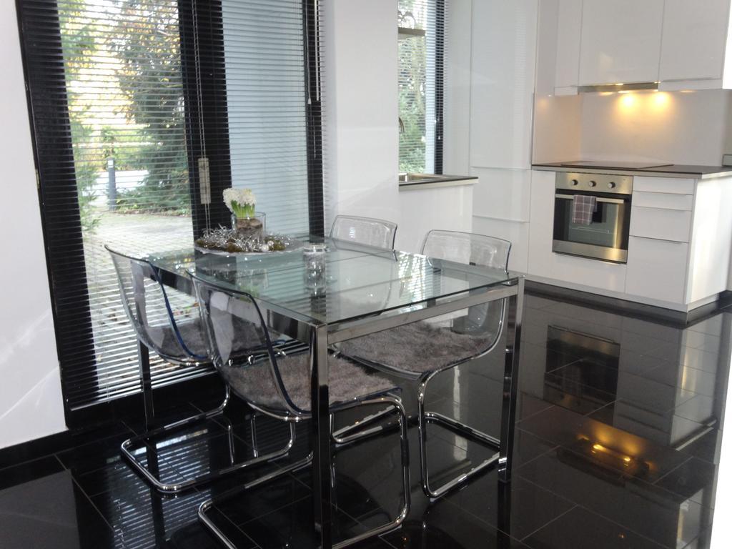 Apartment Black & White Neuss Oda fotoğraf